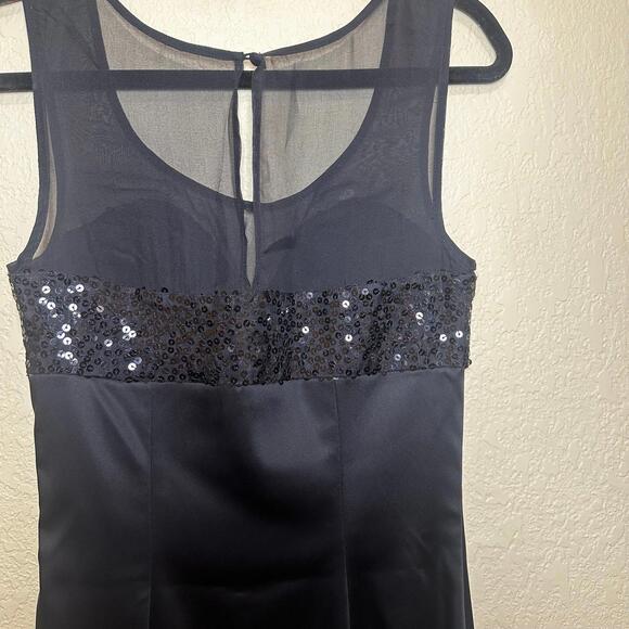 Betsy Johnson satin and sequin little black dress size 4 NWOT - Picture 6 of 8